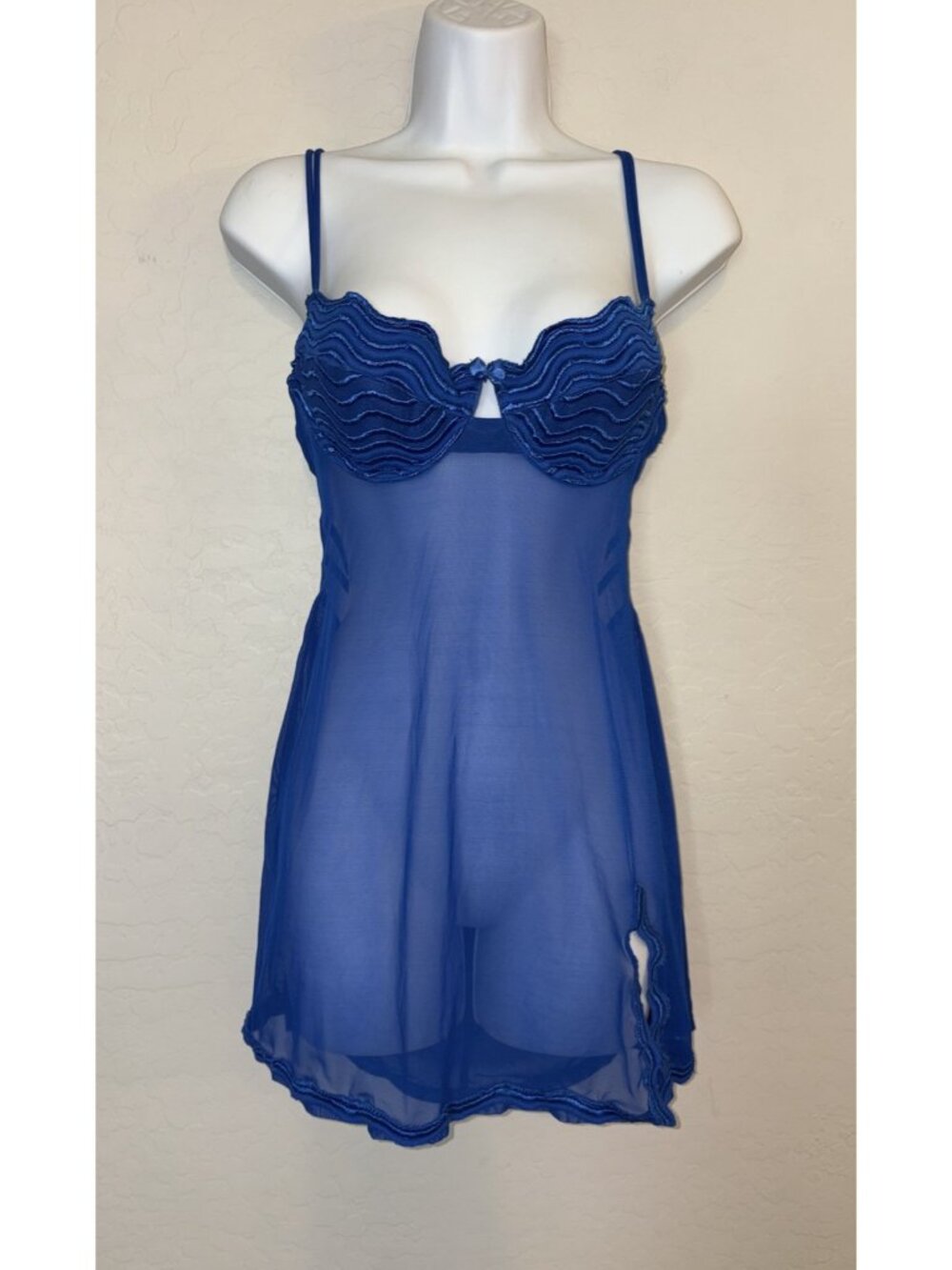 Frederick’s Of Hollywood Blue Y2K Sheer Babydoll Chemise Nightie Open Back M